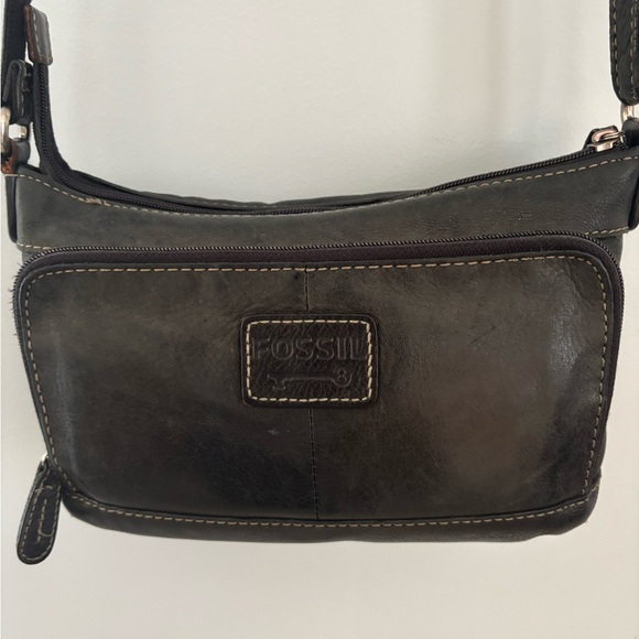 Fossil Handbags - 277A Fossil black Leather crossbody Bag